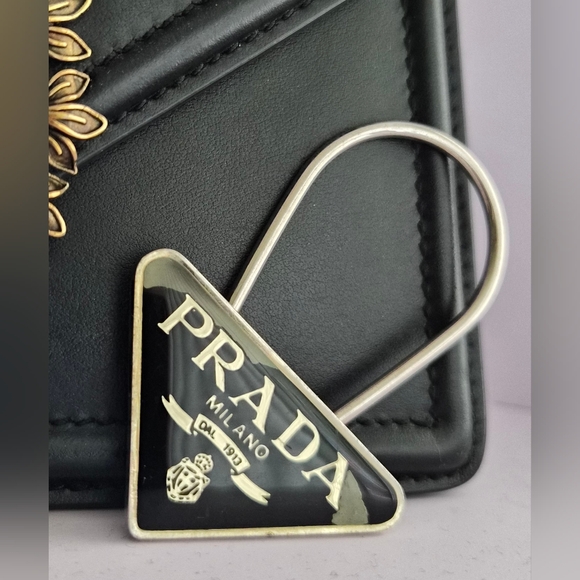 Prada Key Ring 🔥 - Picture 2 of 9